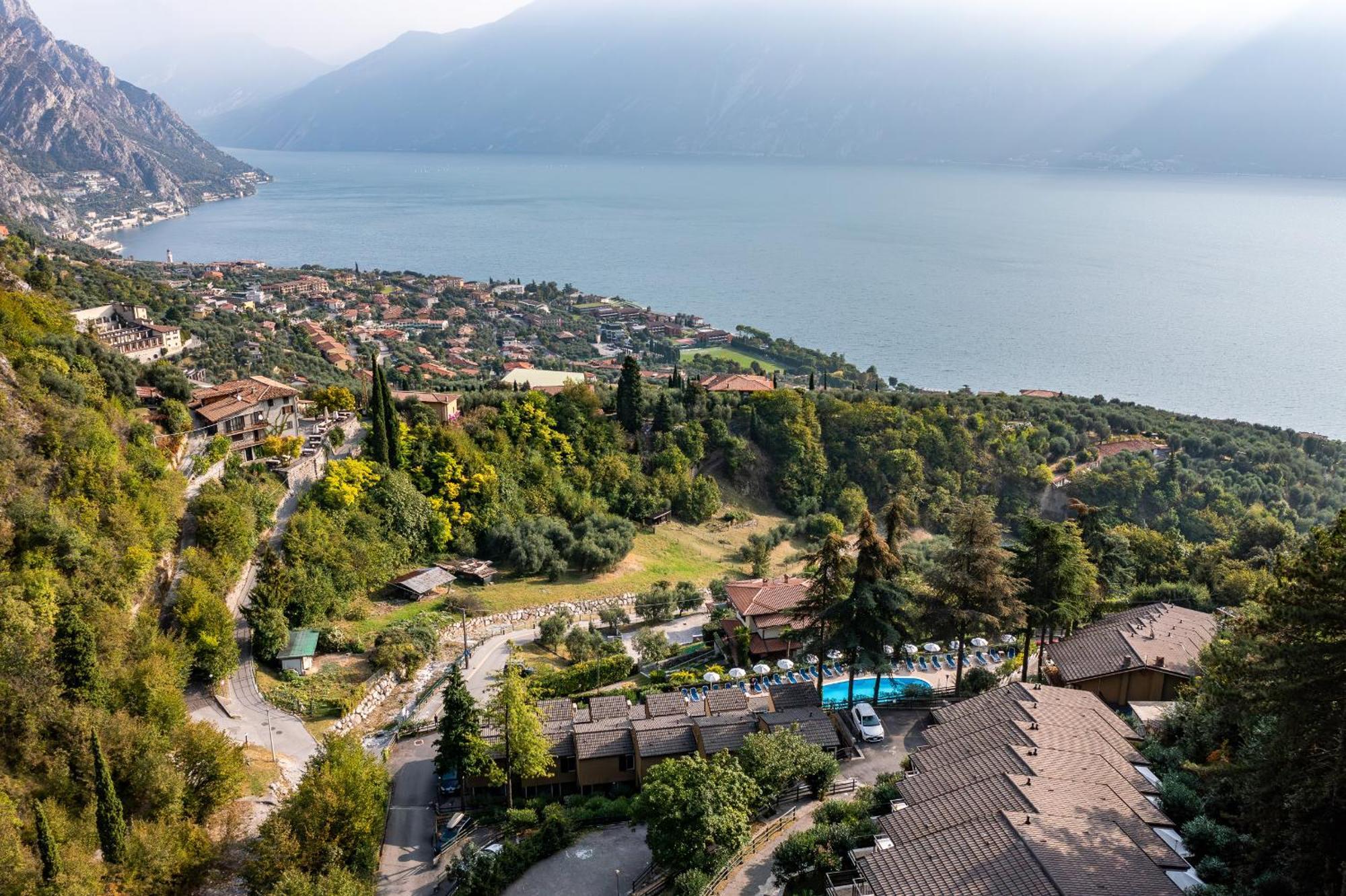 Residence Oasi Limone sul Garda Luaran gambar