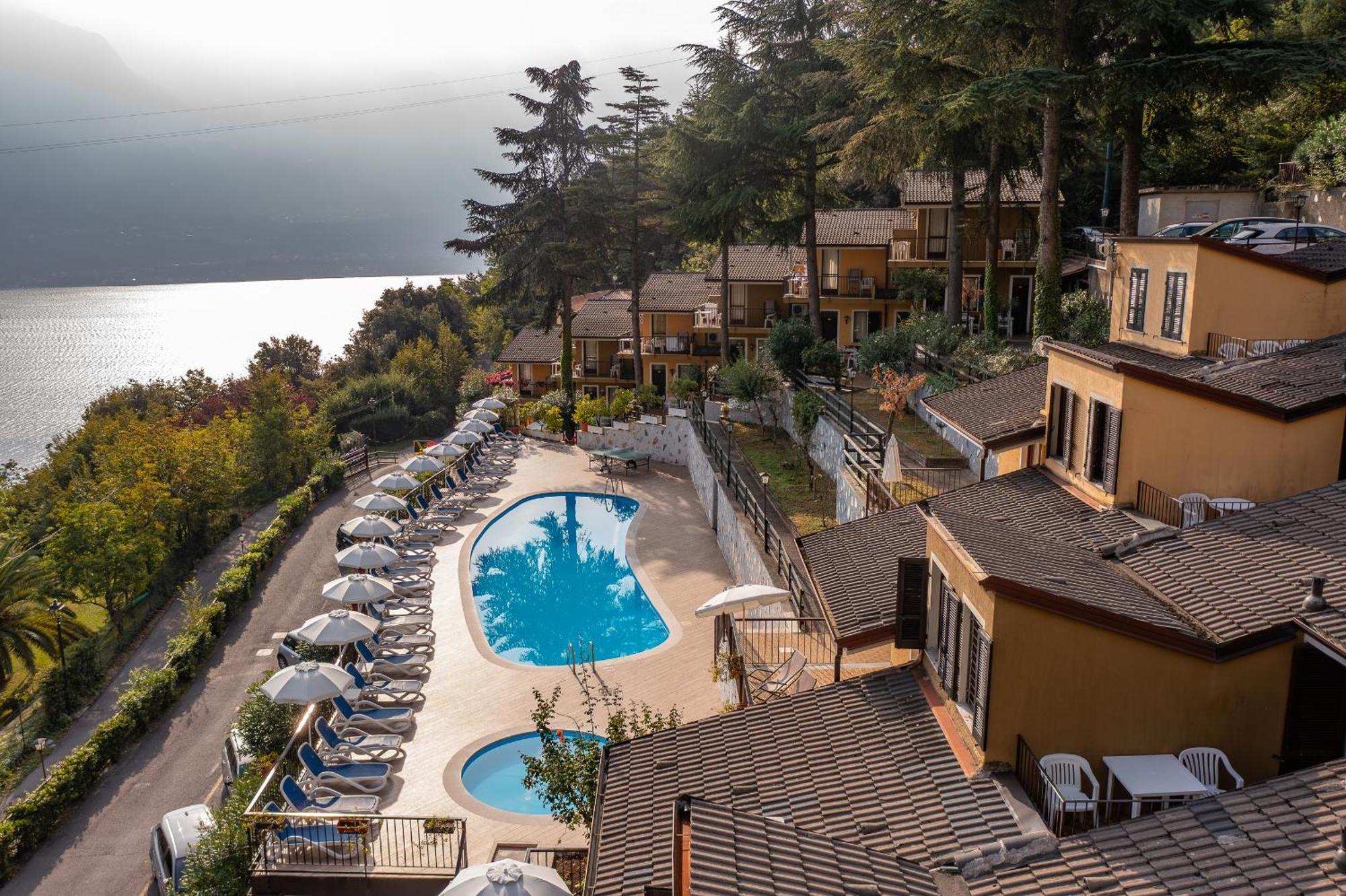 Residence Oasi Limone sul Garda Luaran gambar