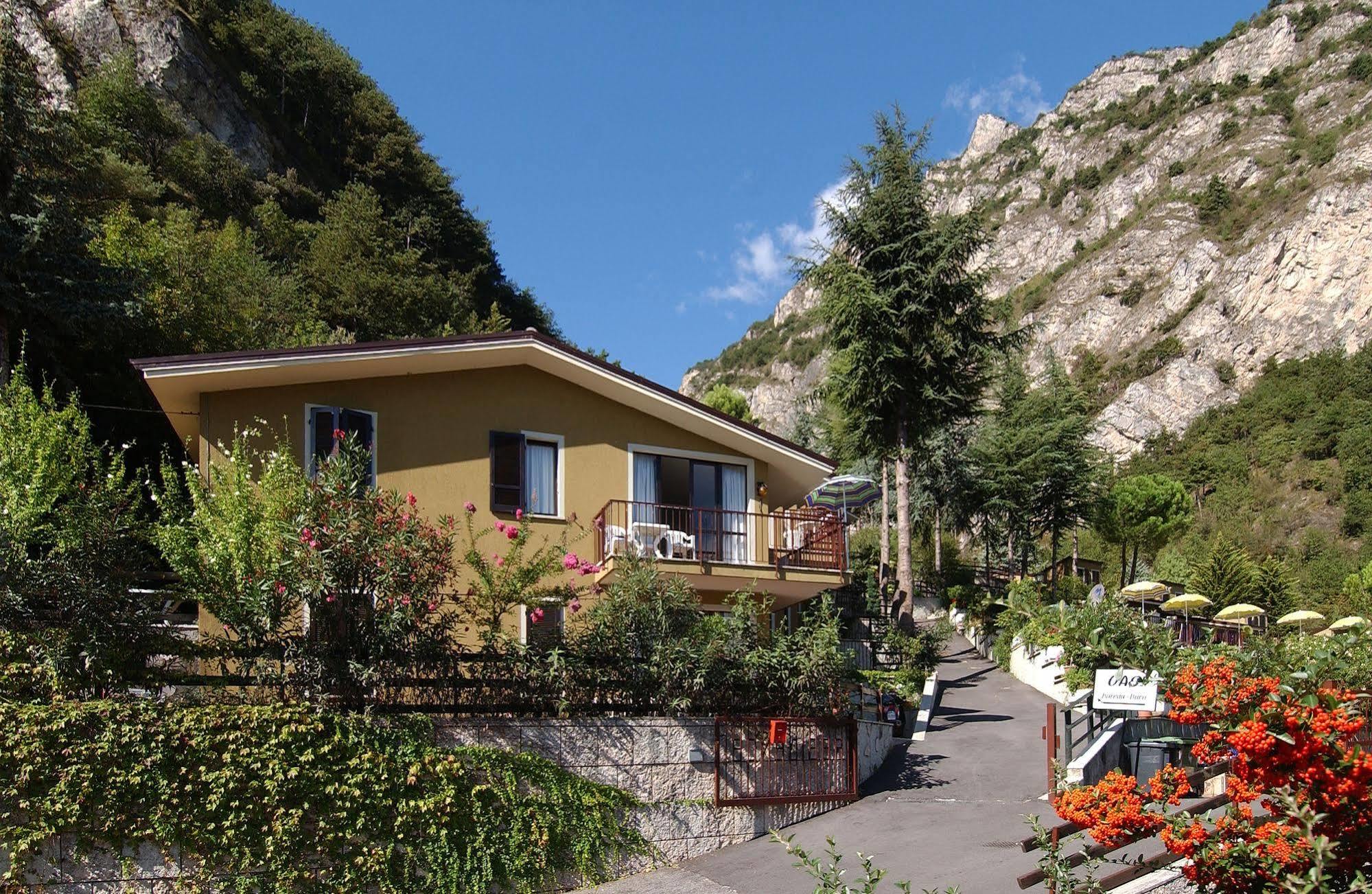 Residence Oasi Limone sul Garda Luaran gambar